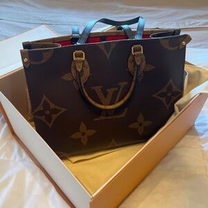 Louis Vuitton On The Go MM